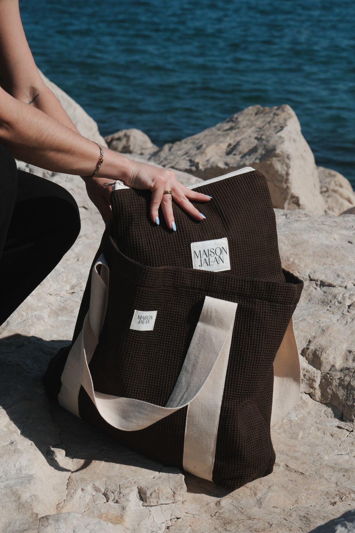 DUO DE POCHETTES NID D'ABEILLE MARRON