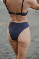 CULOTTE TAILLE HAUTE DE BIKINI BLEU NUIT ~ SEGARA