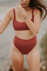 CULOTTE TAILLE HAUTE DE BIKINI ROUGE BRIQUE ~ SEGARA