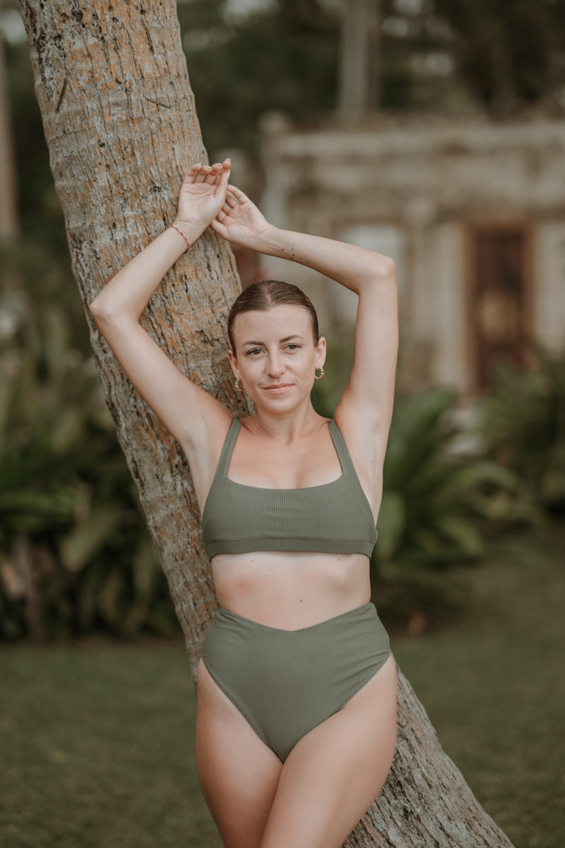 HAUT DE BIKINI VERT OLIVE ~ SEGARA