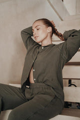 CHEMISE EN GAZE DE COTON VERT SAUGE ~ AWAN