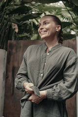 BLOUSE EN GAZE DE COTON VERT SAUGE ~ AWAN
